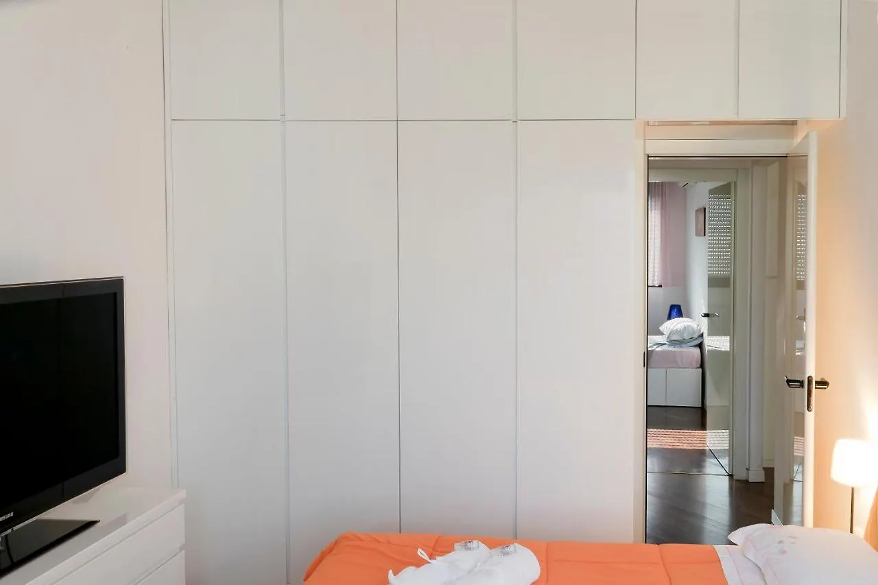 Splendido Appartamento 140 Mq Zona Tortona Milano